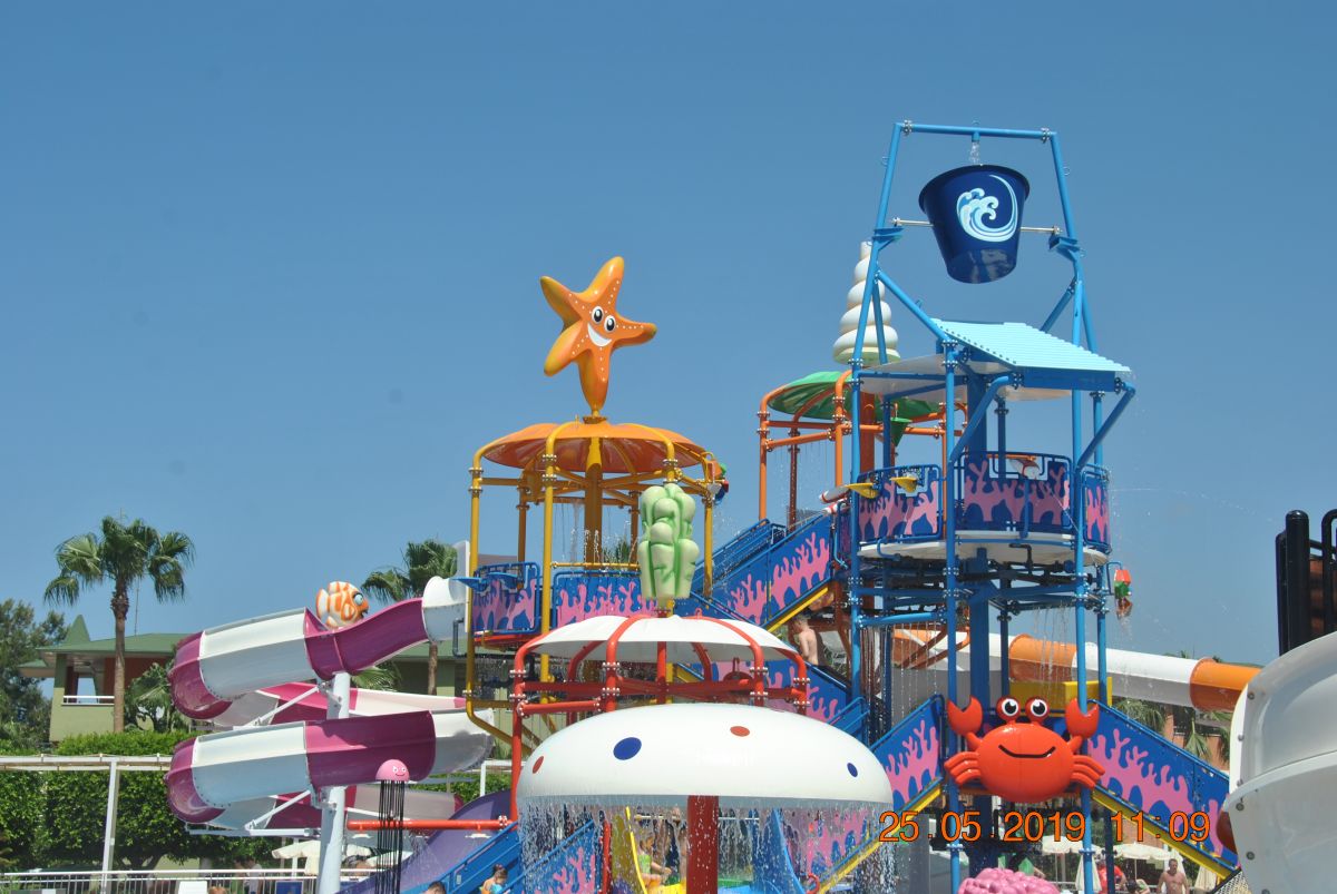 imagini hotel LONICERA RESORT